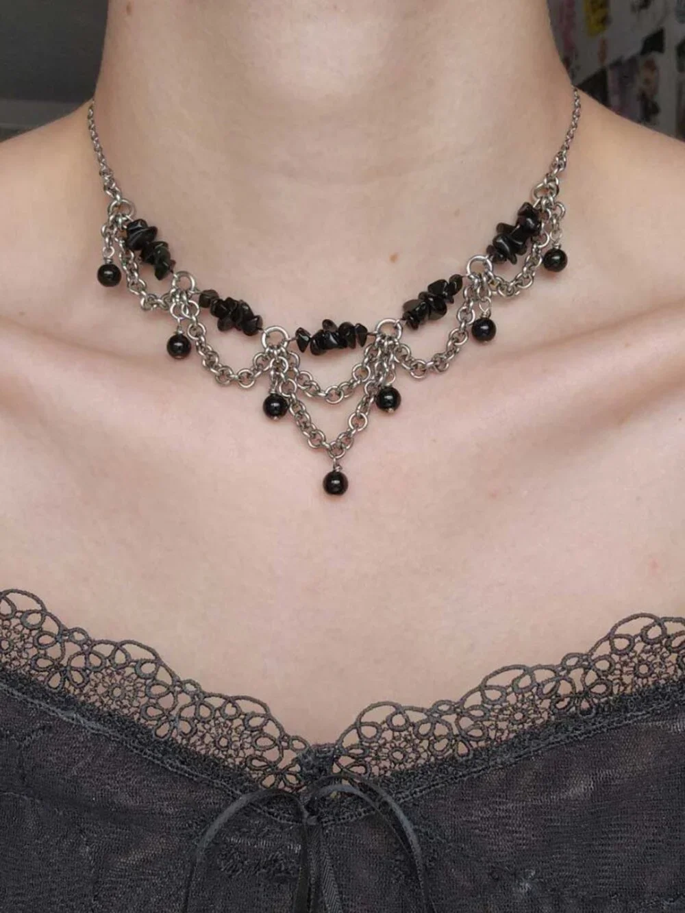 Gothic silver chandelier necklace with black obsidians - Picture 3 of 9
